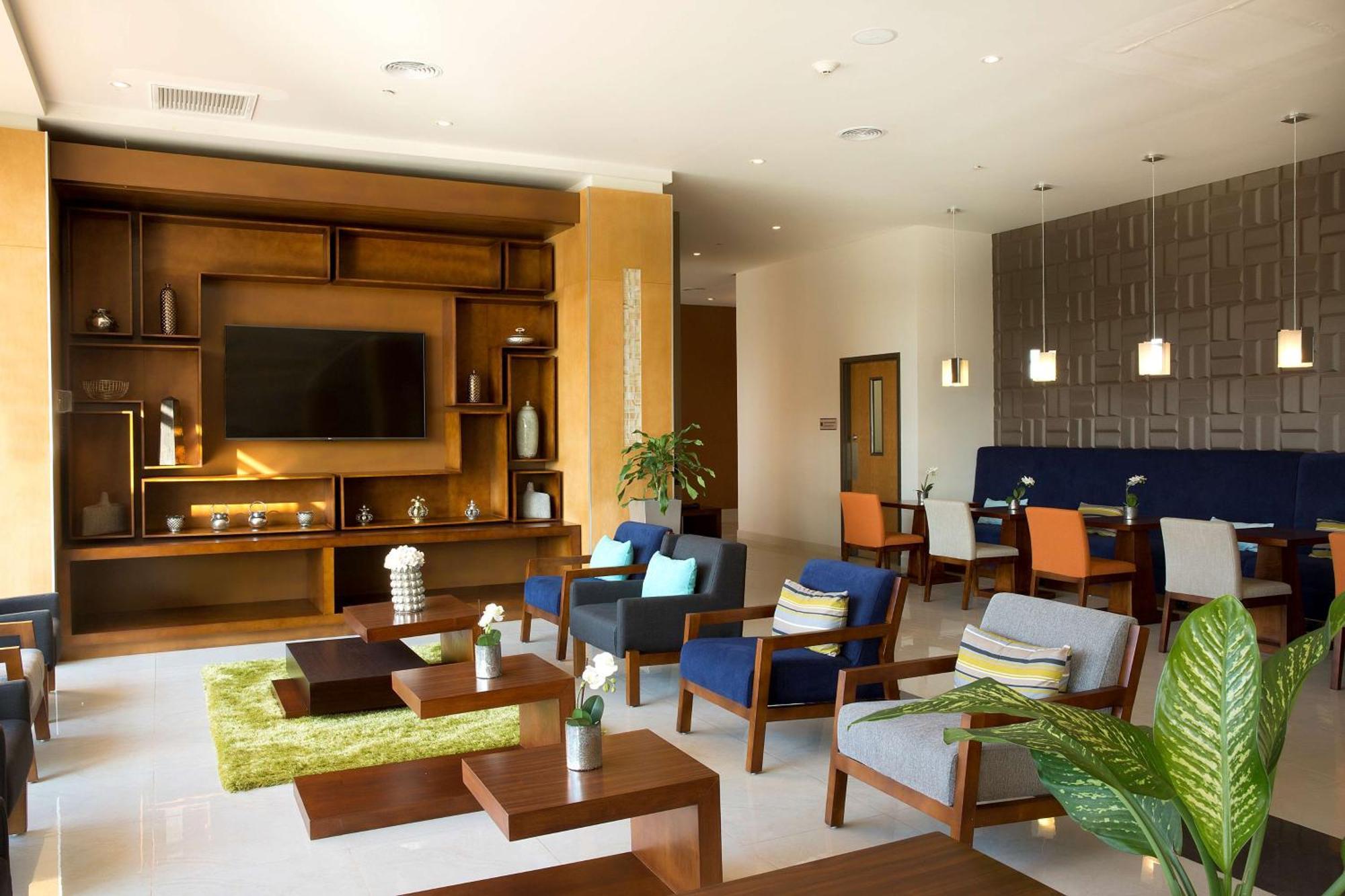 Hampton Inn & Suites By Hilton Paraíso Esterno foto